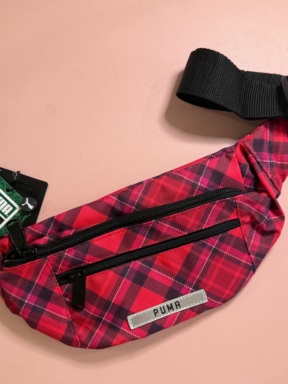 ✨ NWT Puma Red/Pink Plaid Waistpack / Fanny Pack ✨